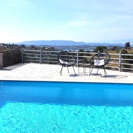 4 Season Pool Seaview Close To * Porto Heli